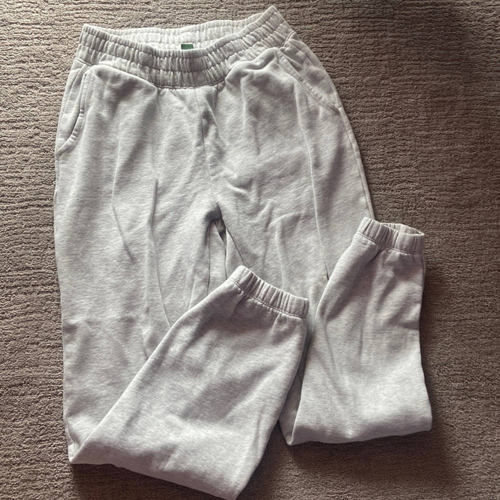 AMERICAN EAGLE GREY SWEATPANTS